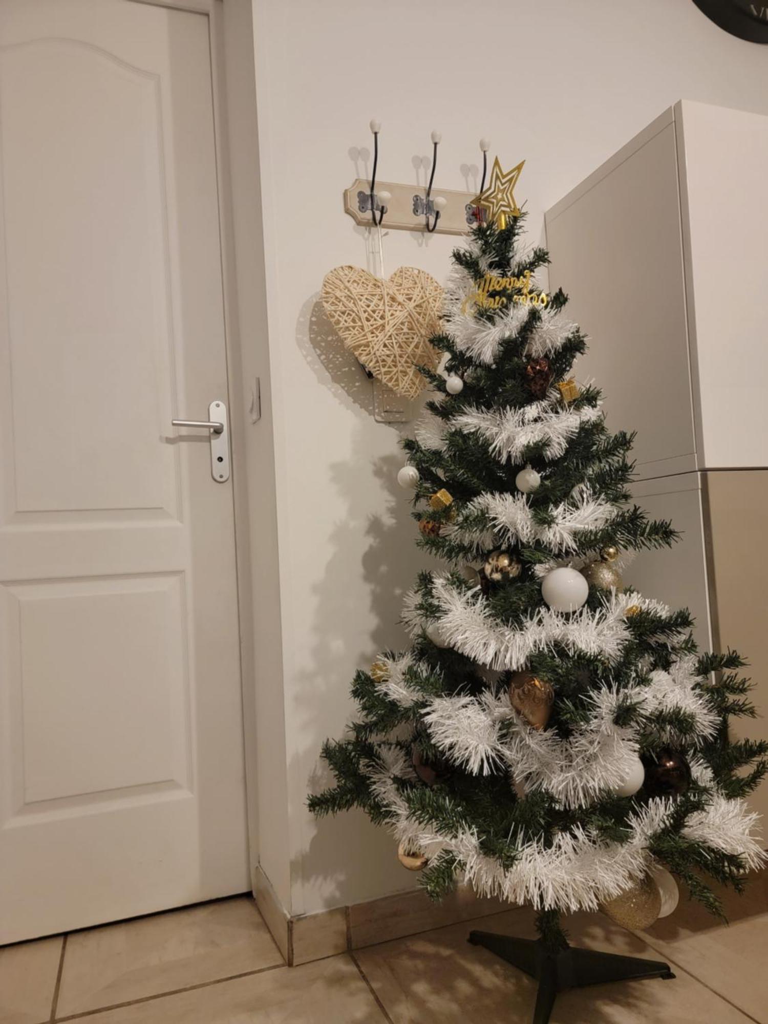 Casa Leone 83 Apartment Sollies Pont Ngoại thất bức ảnh